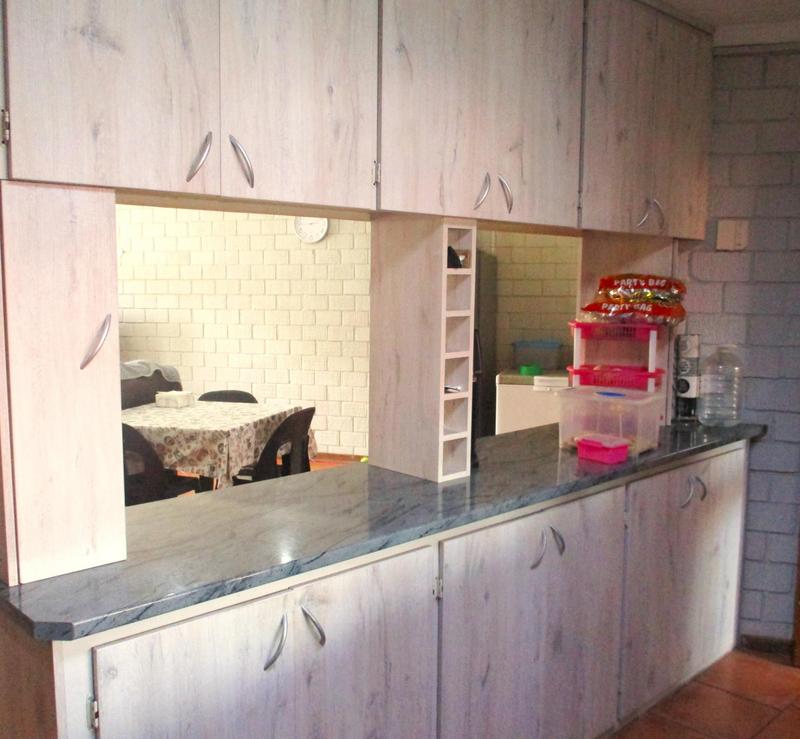 4 Bedroom Property for Sale in Langenhovenpark Free State